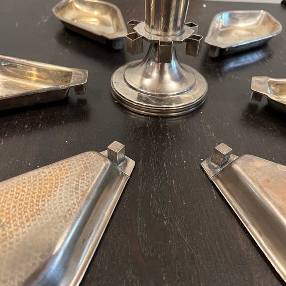 Unique antique serving dish - Picture 7 of 8